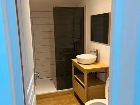 appartement de village en location