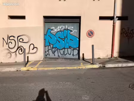 parking 2 roues