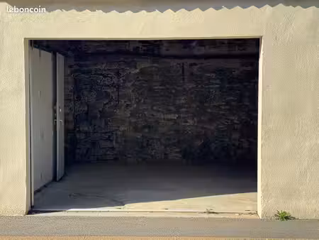 garage/box hyper-centre questembert