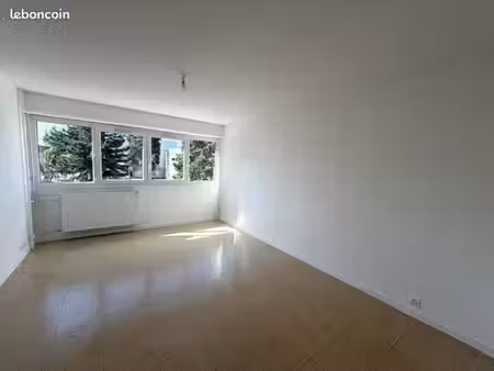 appartement 4 pièces 80 m²