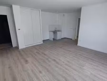 2 pièces à louer à rueil malmaison