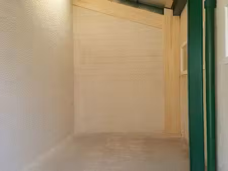 box de stockage / garage de 37m² - proximite evian-les-bains