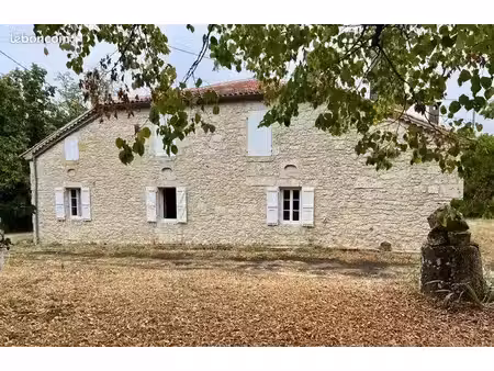 propriété 5 pièces 146 m²