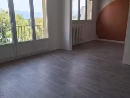 appartement 4 pièces 76 m²