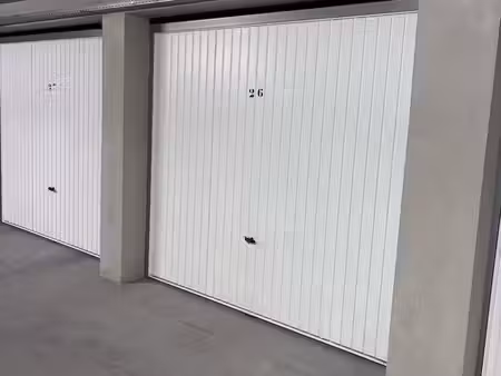 garage /box location