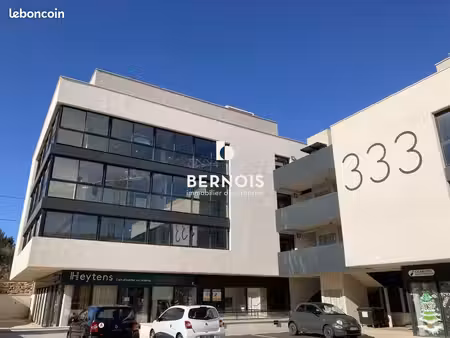 bureaux 260 m²