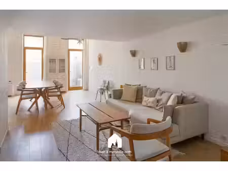 location meublée maison 5 pièces 136 m² à marseille 2ème (13002)  2 200 €