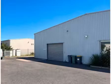 local d'activité 140 m2