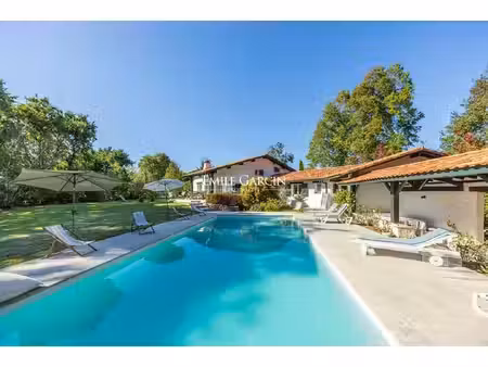 maison de luxe à vendre à arbonne