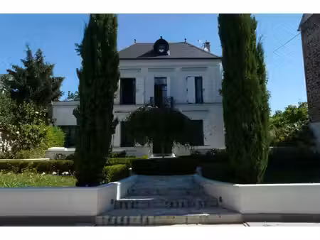maison contemporaine à vendre dans le quartier carette-eglise