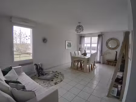 appartement 3 pièce(s) 62.70 m2