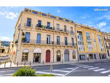 local commercial/150m2- sète  quai de bosc