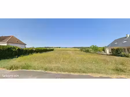 terrain 1930 m²