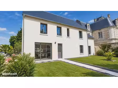 maison 6 pièces 194 m²