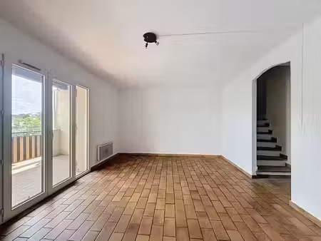 location maison 4 pièces 74.01 m² à le cannet (06110)  1 220 €