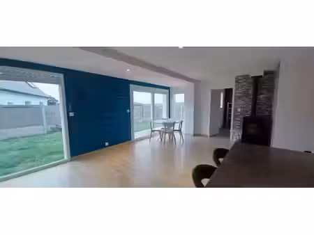 location meublée maison 3 pièces 90 m² à saint-renan (29290)  1 017 €
