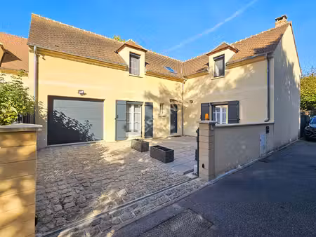 maison familiale 7 pièces - 170 5 m² - 4 chambres - cormeilles-en-vexin