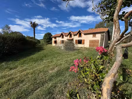 jolie maison  terrain 1 5 h