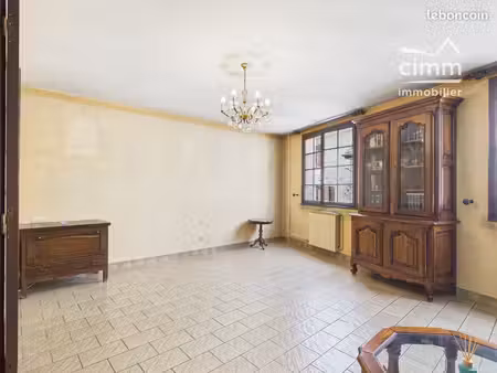 maison de ville 4 pièces 100 m²