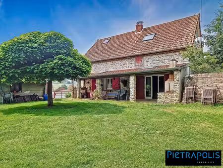 maison en pierre rénovée – 142 m² habitables – terrain 2