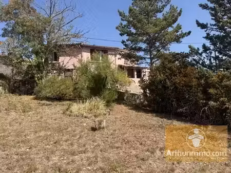 terrain constructible avec maison de vigne