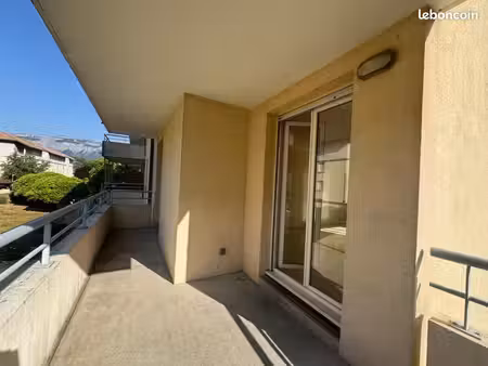 appartement 4 pièces 84 m²