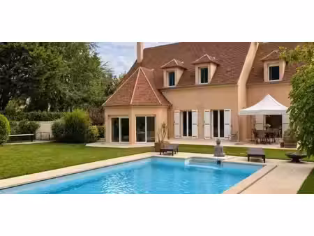 maison avec piscine et terrasse feucherolles (78)