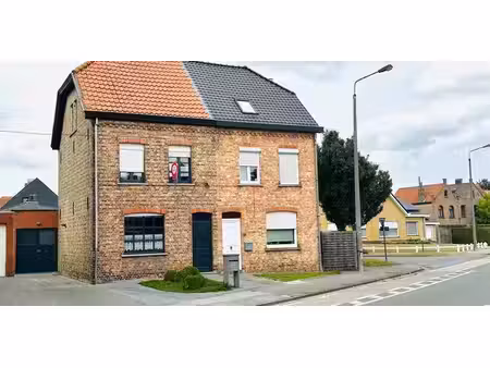 maison à louer à sint-michiels pour € 950 avec 1 chambre à coucher