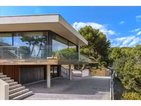 propriété contemporaine cassis