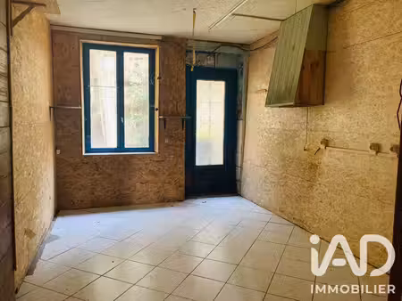 maison de village à floing (08200)
