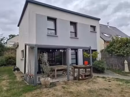 vente maison à saint-aubin-du-cormier (35140) : à vendre / 96m² saint-aubin-du-cormier