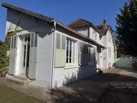 maison - 118m ²
