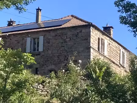 mas cevenol partiellement rénové  habitable de suite  terrain  jardins  source