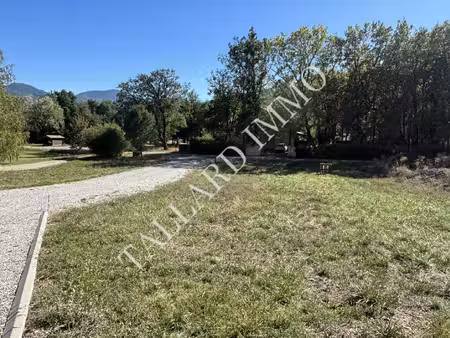 terrain constructible viabilisé à vendre
