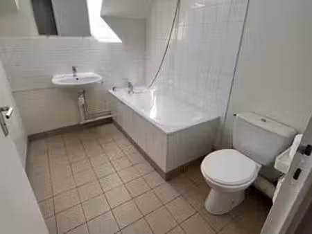 location maison à pleugueneuc (35720) : à louer / 81m² pleugueneuc