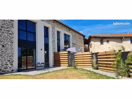 chavanne – maison en pierre de 135 m² avec vue exceptionnelle