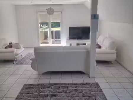 loue f4 heimersdorf