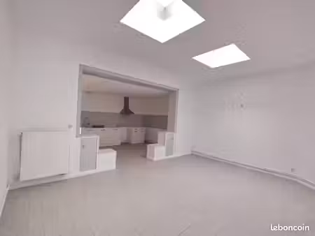 appartement 3 pièces 77 m²