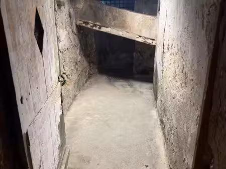 location cave hyper centre