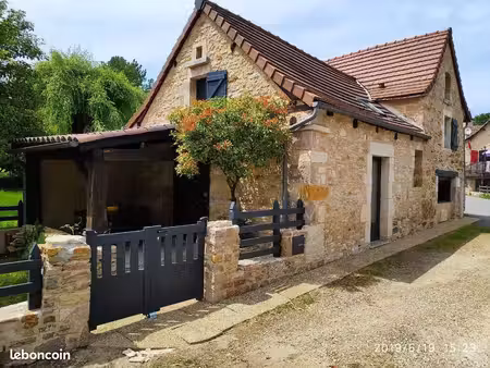 charmante maison meublée en pierres
