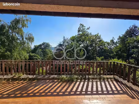 villa 7 pièces 260 m²