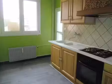 location appartement 3 pièces 65 m² à vesoul (70000)  705 €