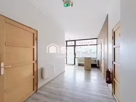 location locaux professionnels 4 pièces 89 m² à loison-sous-lens (62218)  800 €