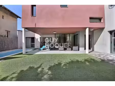 maison de luxe à vendre dans le quartier montchat