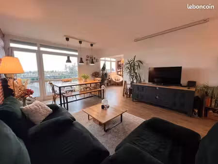 appartement avec balcon 83m²