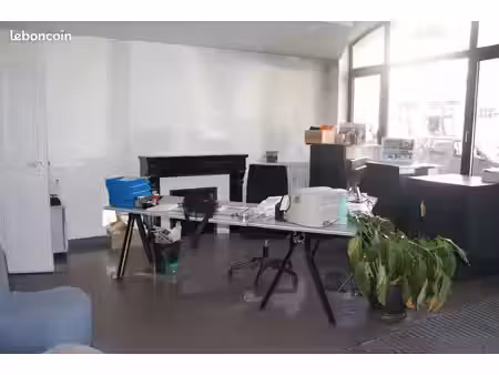 local-bureaux a louer