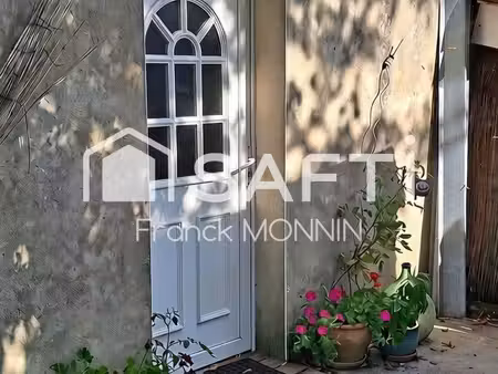 maison louée 3 chambres avec joli terrasse