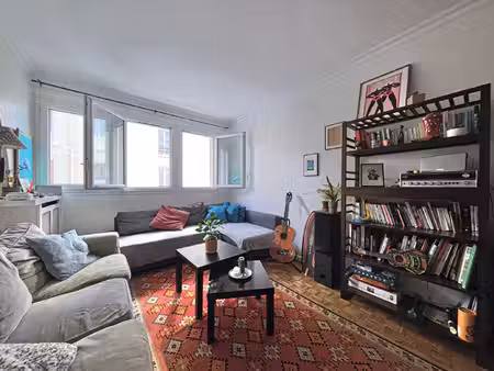 bas montreuil - 75 m² - 3 pièces - 2 grandes chambres - fort potentiel
