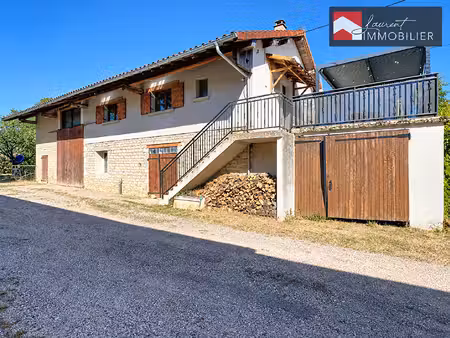 maison avec fort potentiel  4 chambres + bureau  au calme