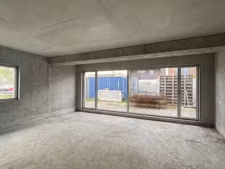 local professionnel 100 m2